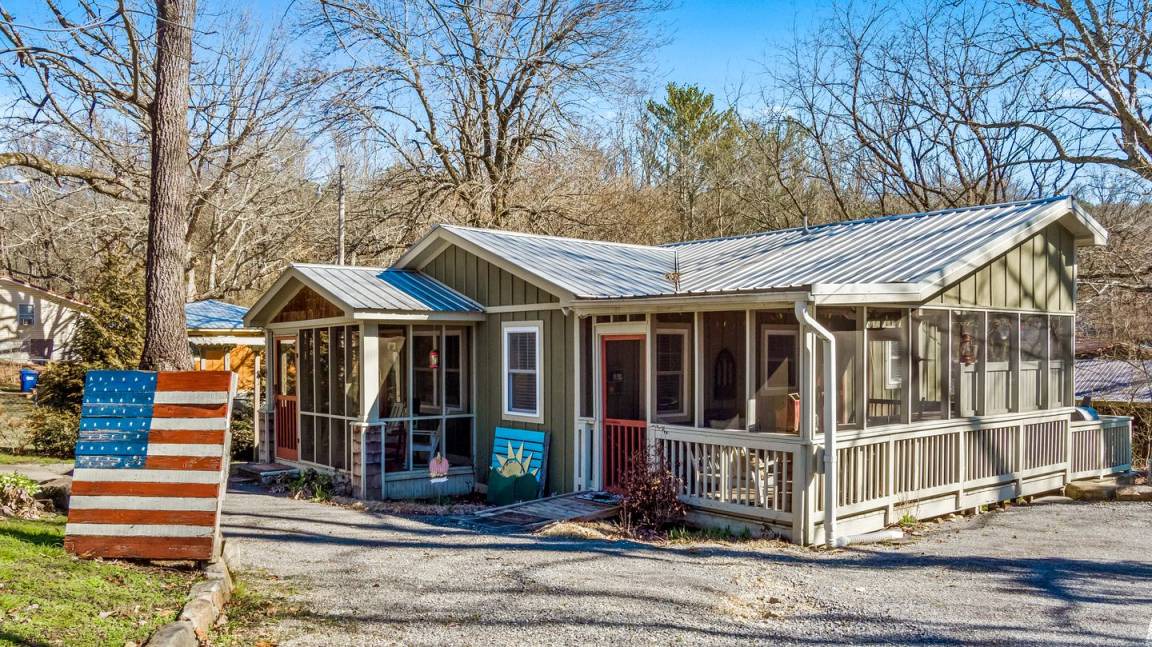 Mentone House | House ∙ 2 bedrooms ∙ 4 guests