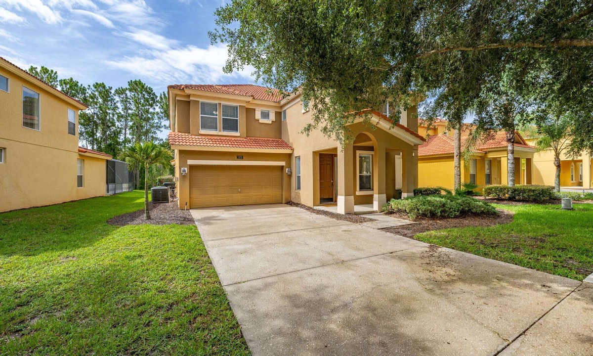Watersong Villa | House of Suites-Huge Villa. Conserv views,summer kitchen,S-Facing Deck by Disney