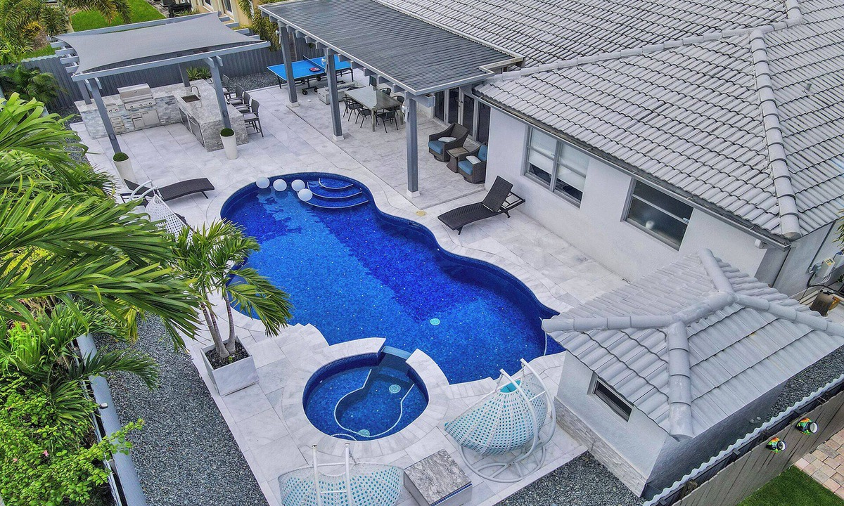 Miami Lakes House | House Pool Relax and Comfort.