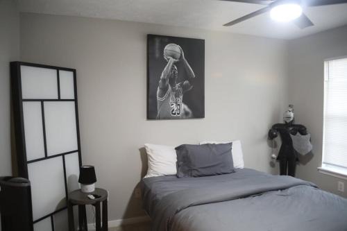 Starkville Apartment | #HycheHoops Final Four Nest