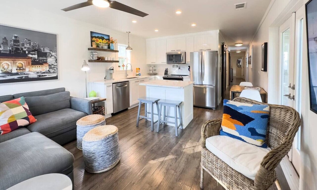 Inlet Beach Cottage | Inlet Beach Cottage | Walk to Sand + Near 30A