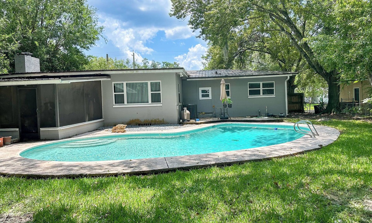Cedar Hills House | Jax Ranch with Private Pool - Sleeps 12