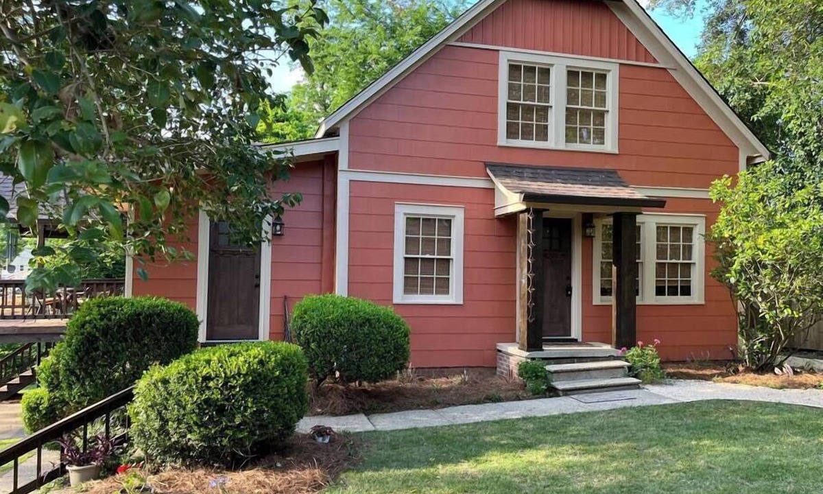 Laurel House | Jenny's Cottage (W/Pool)-3 Blocks from Downtown