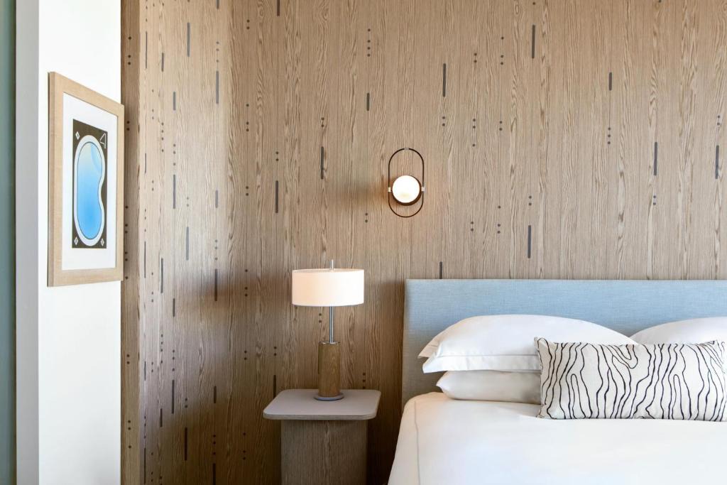 West Avenue Hotel | Kimpton - Hotel Palomar South Beach by IHG