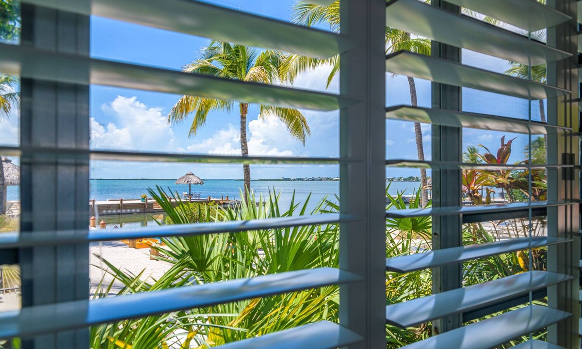 Rock Harbor Hotel | Kona Kai Resort and Gallery - Adults Only