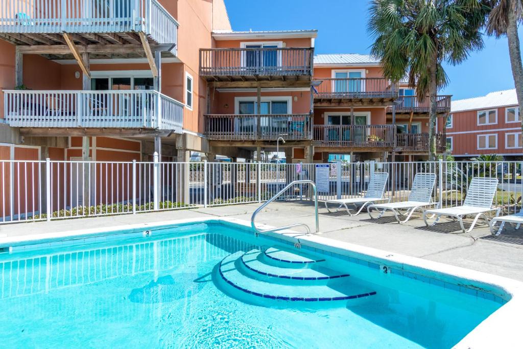 Gulf Shores Apartment | Laguna Bella B8 condo