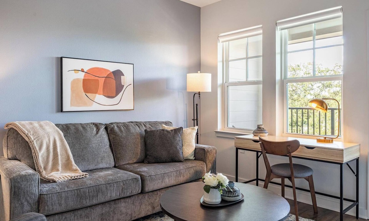 Historic Downtown Kissimmee Apartment | Landing | Modern 1BD, Yoga Studio