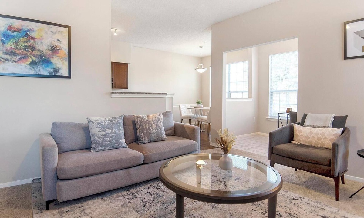 Germantown Apartment | Landing | Stylish 1BD, Tennis Court, Gym