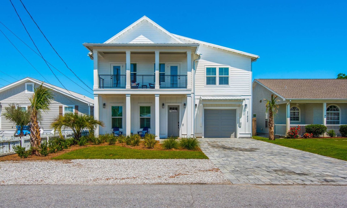 Riviera Beach House | Large Beach House w/heated pool