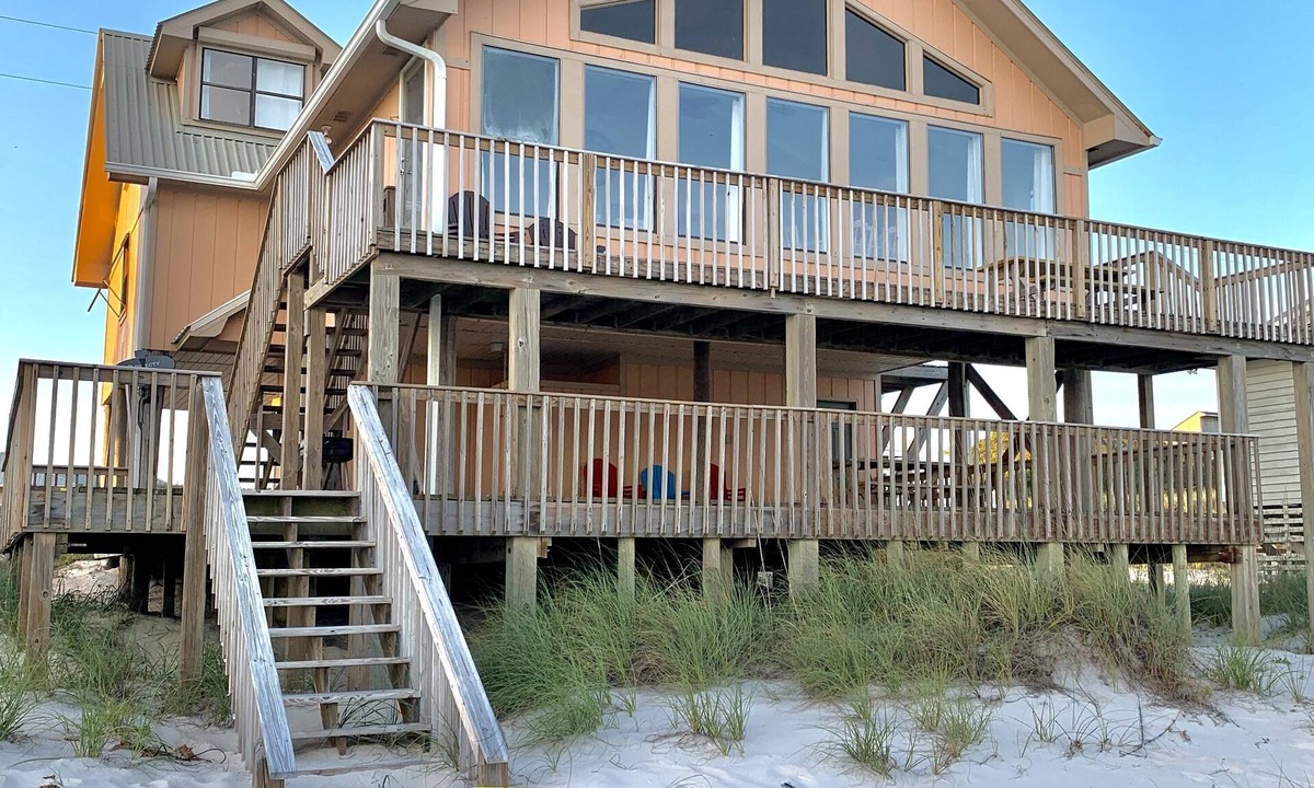Surf Side Shores House | Last minute special -Aug 16-23! nGorgeous Views! 5BR directly on the beach!