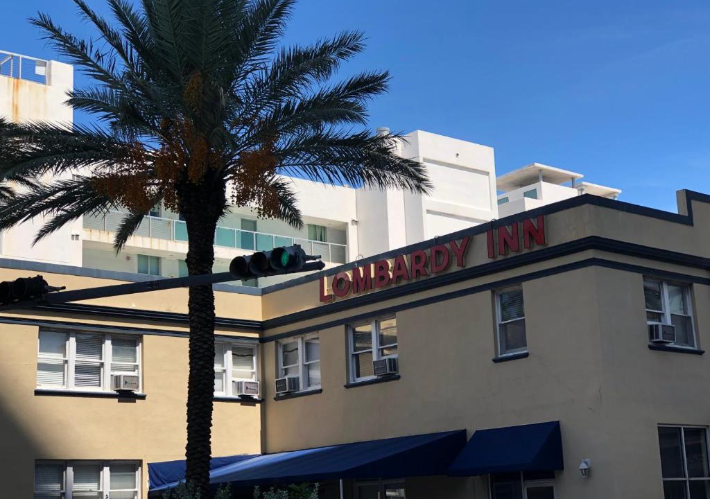 Mid Beach Hotel | Lombardy Inn Hotel