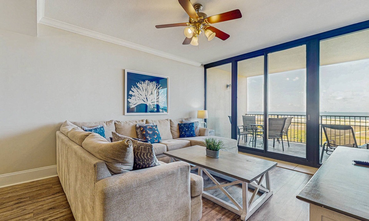 Dauphin Island Condo | Lovely Gulf front condo w/shared sauna, hot tub, indoor pool, & stunning views