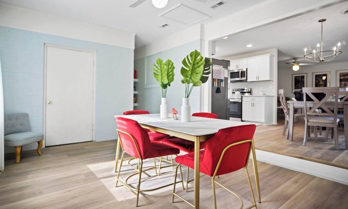 Marianna House | Lovely Lime - Updated - Near Hospital and College