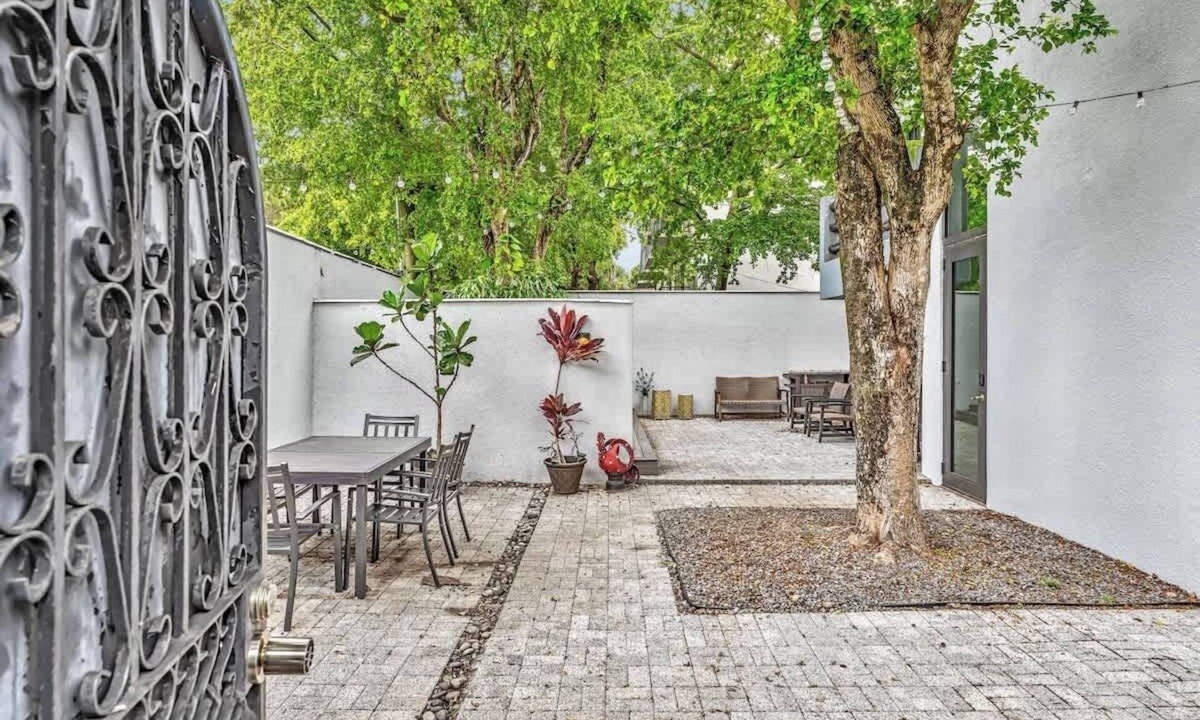 Coconut Grove House | Lush 2BR Tropical Escape in Vibrant Coconut Grove
