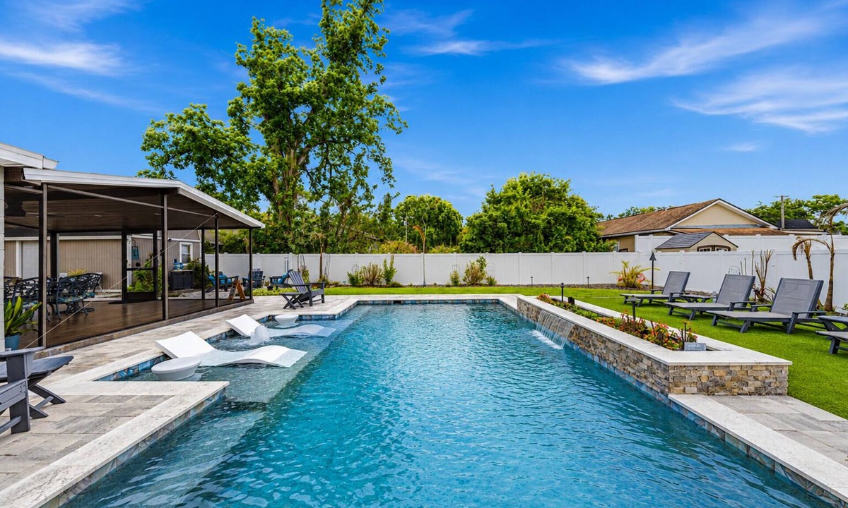 Old Seminole Heights House | Luxe 4BR Tampa Escape w/Private Pool Near Beaches