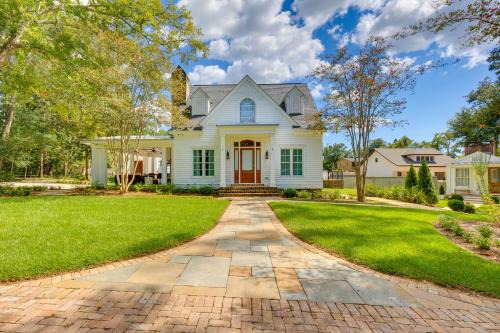 Montrose House | Luxe Fairhope Home w/Covered Patio: Walk to Bay