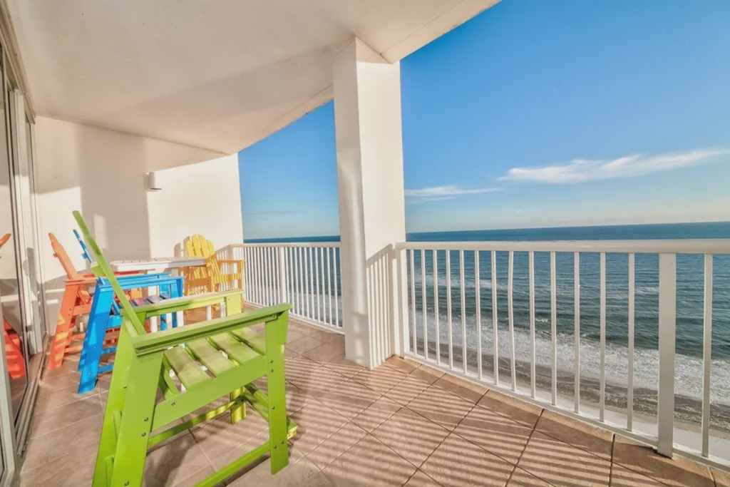 Gulf Shores House | Luxurious 16th floor 3bd 3bth Corner unit Gulf Front Condo