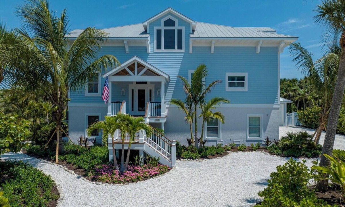 Golden Beach House | Luxury - 255 Wheeler - 6 bedrooms - sleeps 12 - Pool - 2 block from the Beach!