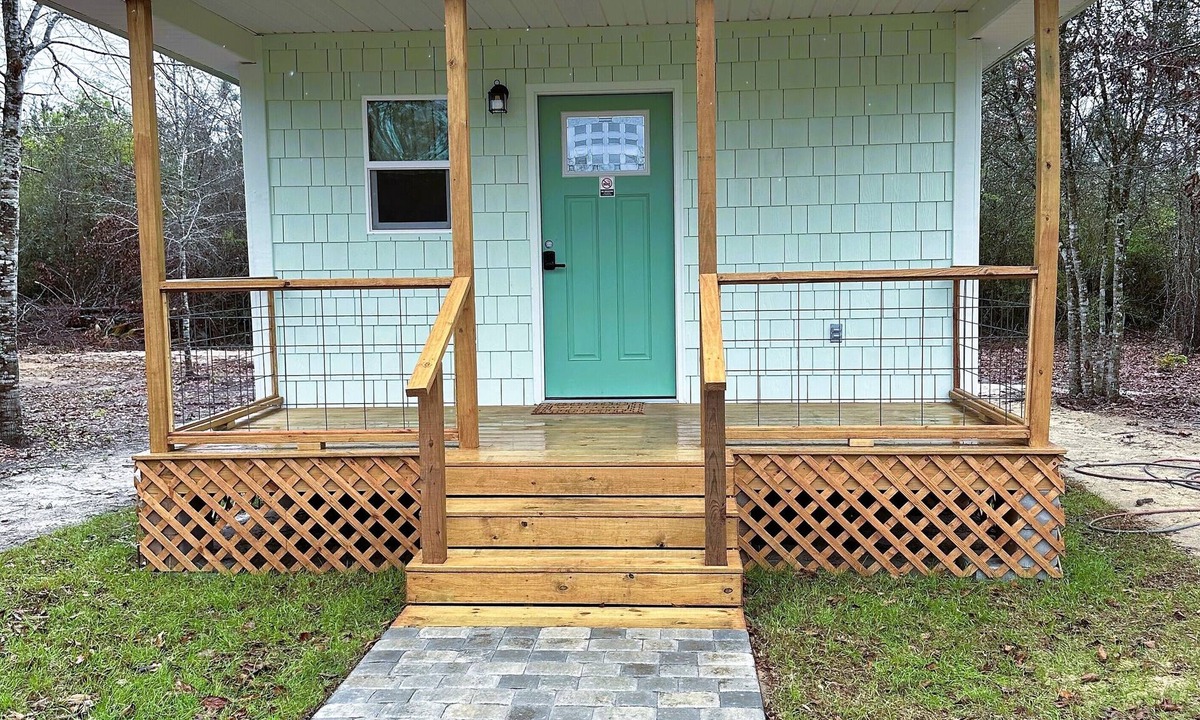 Wing Cabin | Luxury Cabin At Blackwater Getaway, Short Walk Downhill To The River!