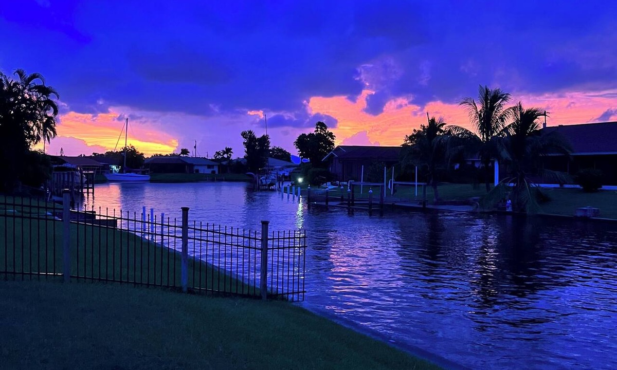Fort Myers House | Luxury Cape Coral Waterfront Retreat Pool, Spa, Dock & Pet Friendly