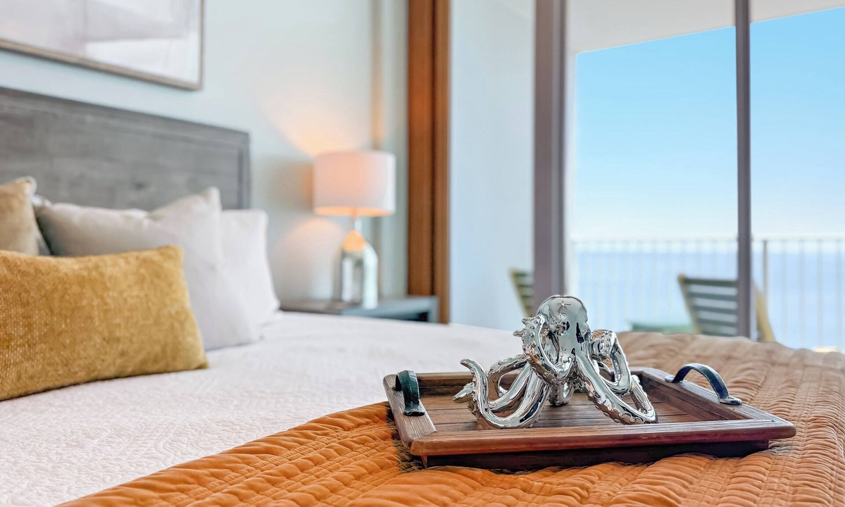 Gulf Shores Condo | Luxury Gulf Front Getaway! Coastal Chic Escape at Lighthouse! Penthouse Views!