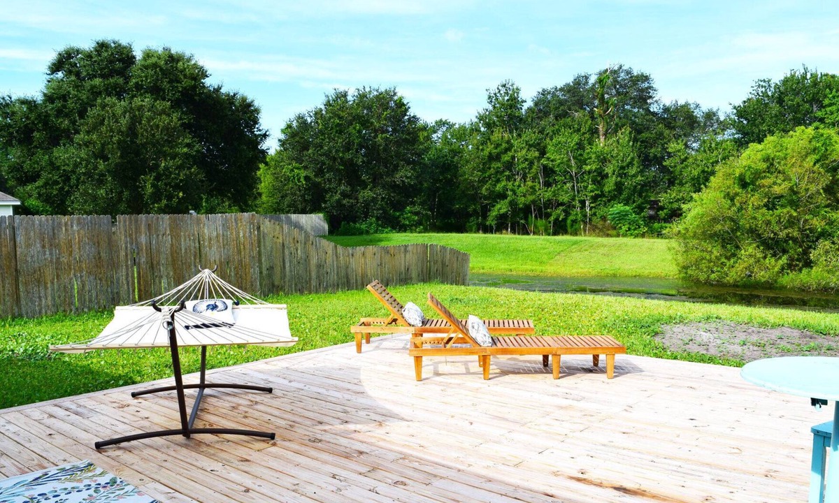 Sandalwood House | Luxury House w/ Amenities in Jacksonville