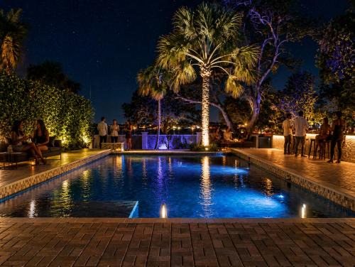 Tarpon Springs Villa | Luxury Tarpon Springs Waterfront w Gulf Access