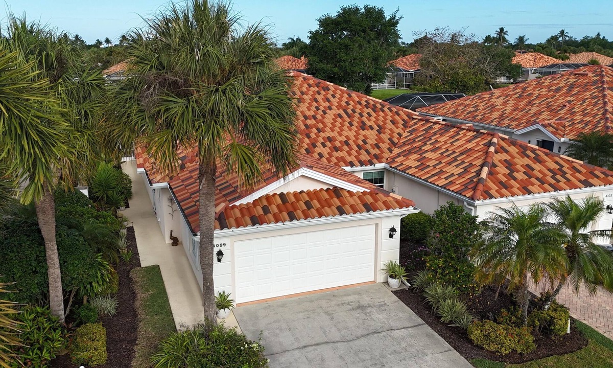 Village Walk Villa | Luxury Villa in Village Walk North Naples Check availability for season 2026/27