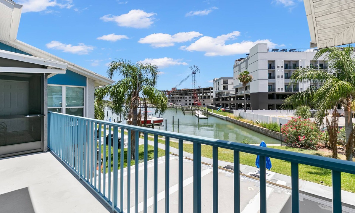 Madeira Beach Condo | Madeira Beach Yacht Club 151H | Balcony, Pool + Hot Tub Access