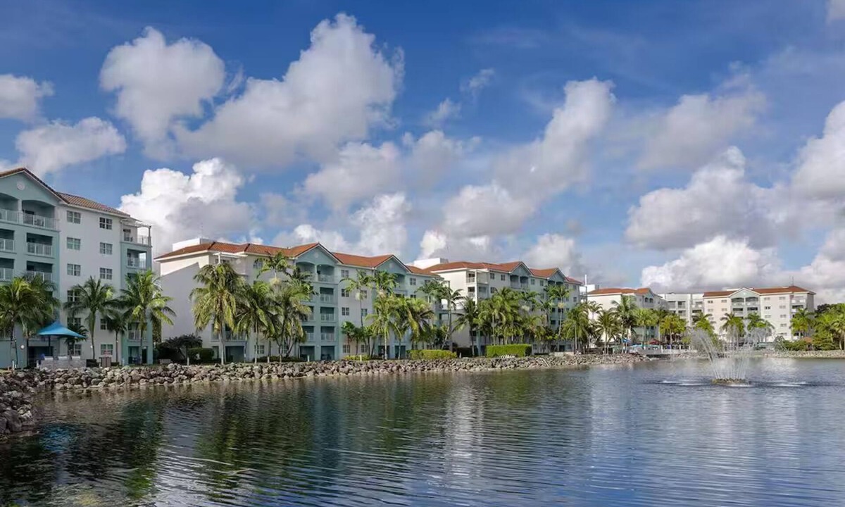 Doral House | Marriott villa 2-bedroom in Doral Miami with all amenities! PGA GOLF EVENT week