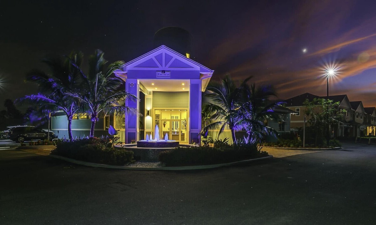 Merritt Island House | Merritt Island Newest water slide resort and marina