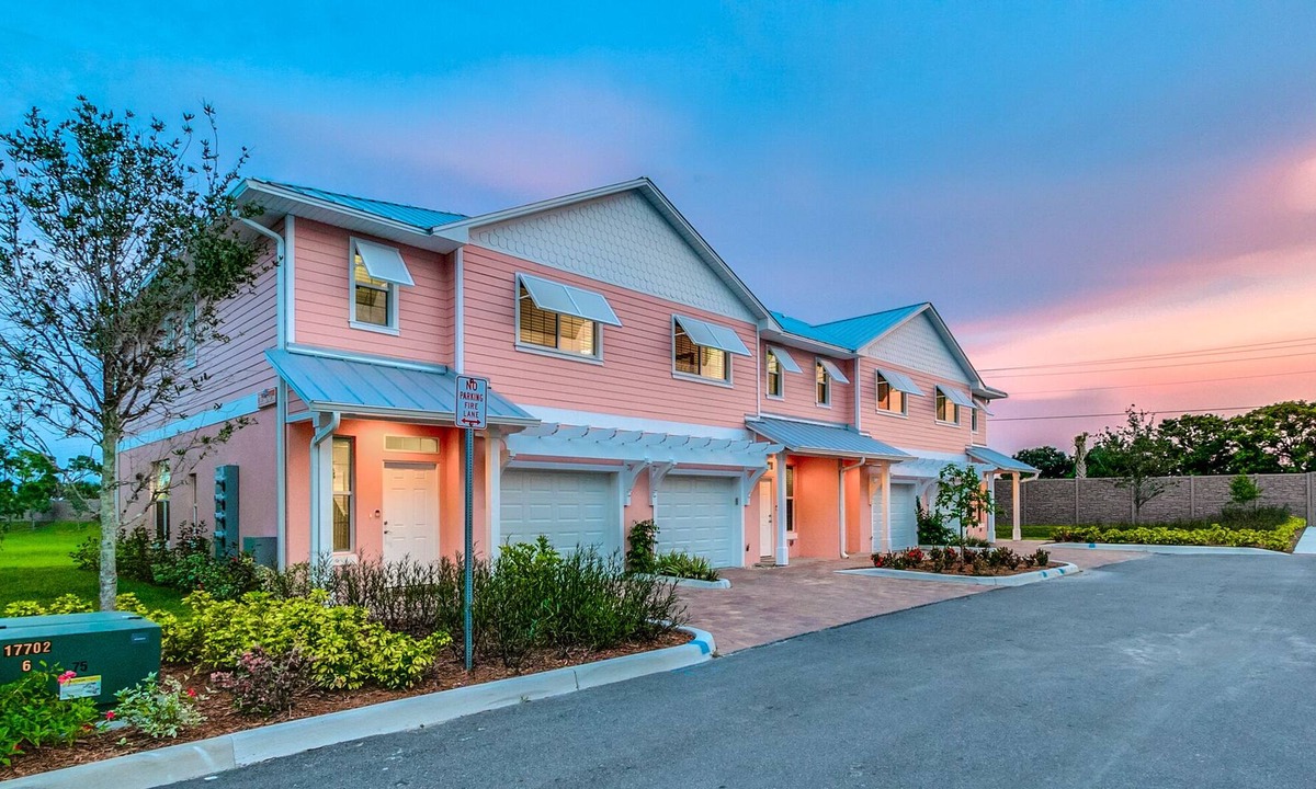 Merritt Island House | Merritt Islands Newest Waterfront Resort & Marina