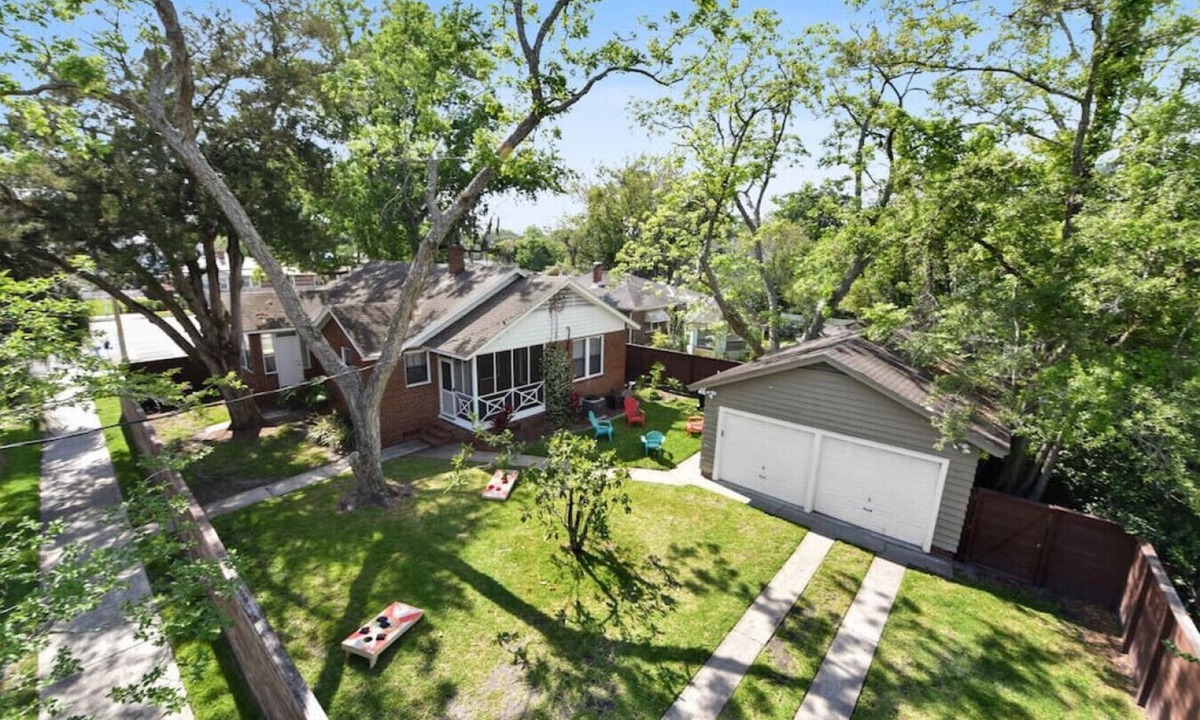 Southside House | Mid-Century Home: Backyard, Close to Downtown