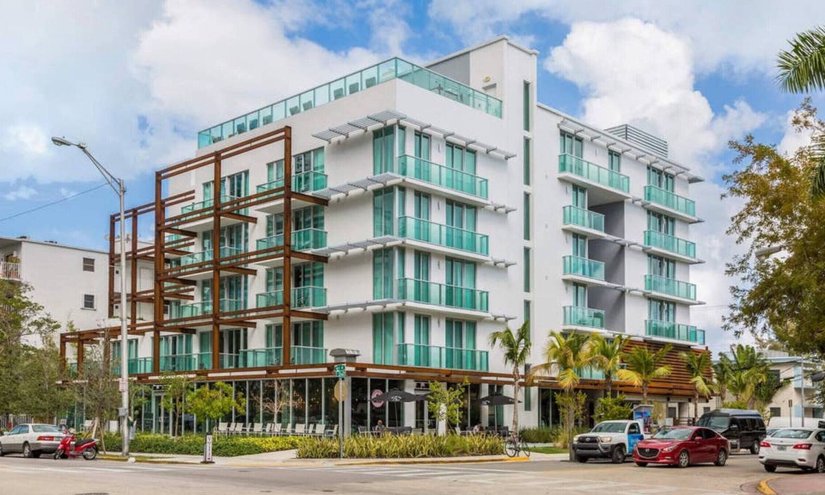 West Avenue Condo | Modern Boutique W/Balcony, Roof Pool & Terrace II