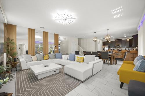 Davenport Villa | Modern Luxury at Disney’s Doorstep- Stunning 6BR 6BA Villa at Champions Gate Resort