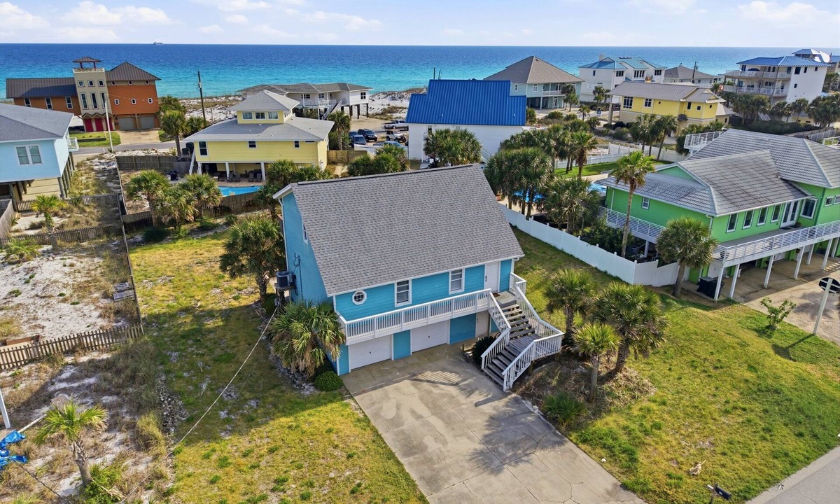 Toilla Segunda House | My Blue Heaven Beach House on Pensacola Beach w 3 bed 2 bath and 2 level balcony
