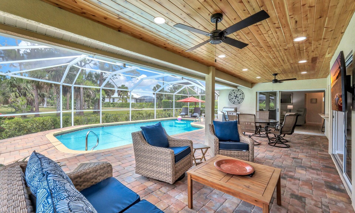 Bonita Shores House | New! Feelin' Bonita - Approx 2 Miles to the Beach! Heated Pool!