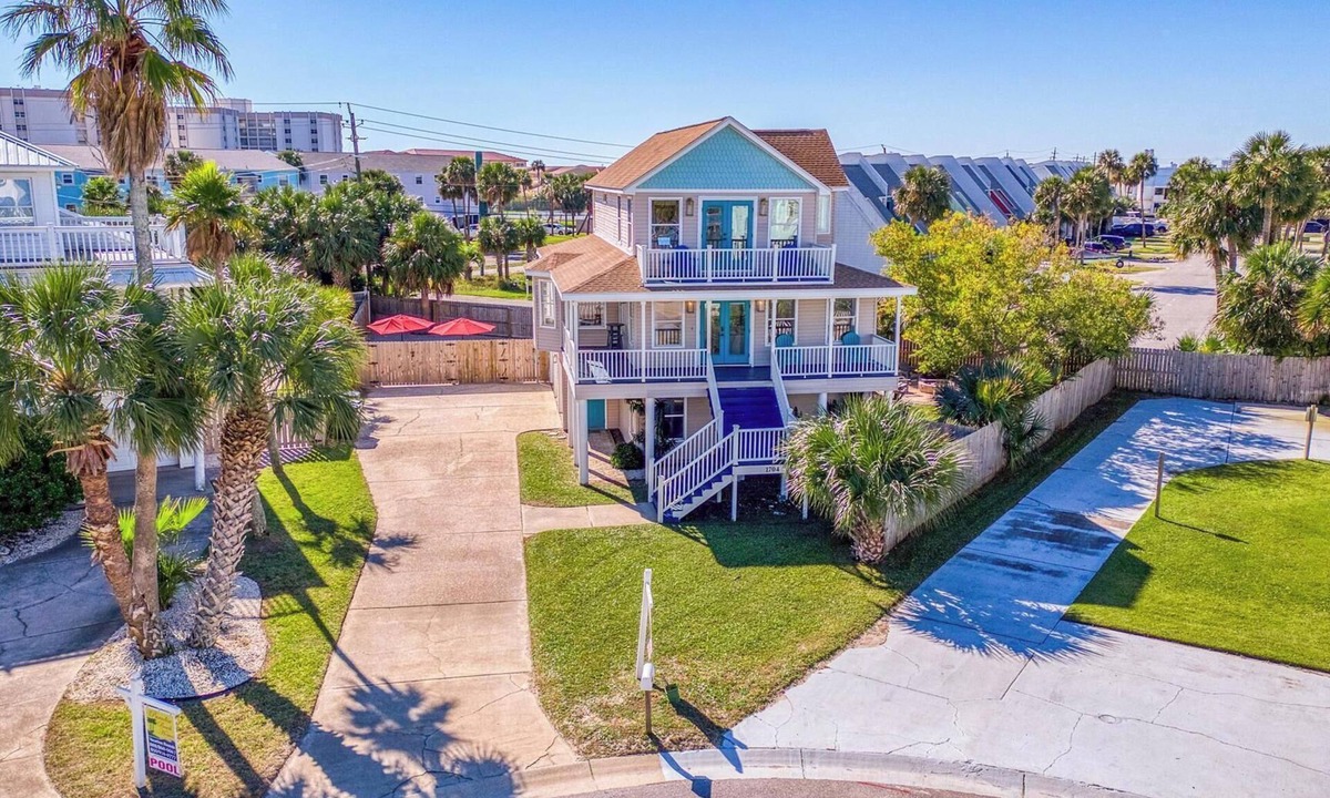 Pensacola Beach House | Newly Renovated Pet Friendly home w/Private Heated Saltwater Pool!