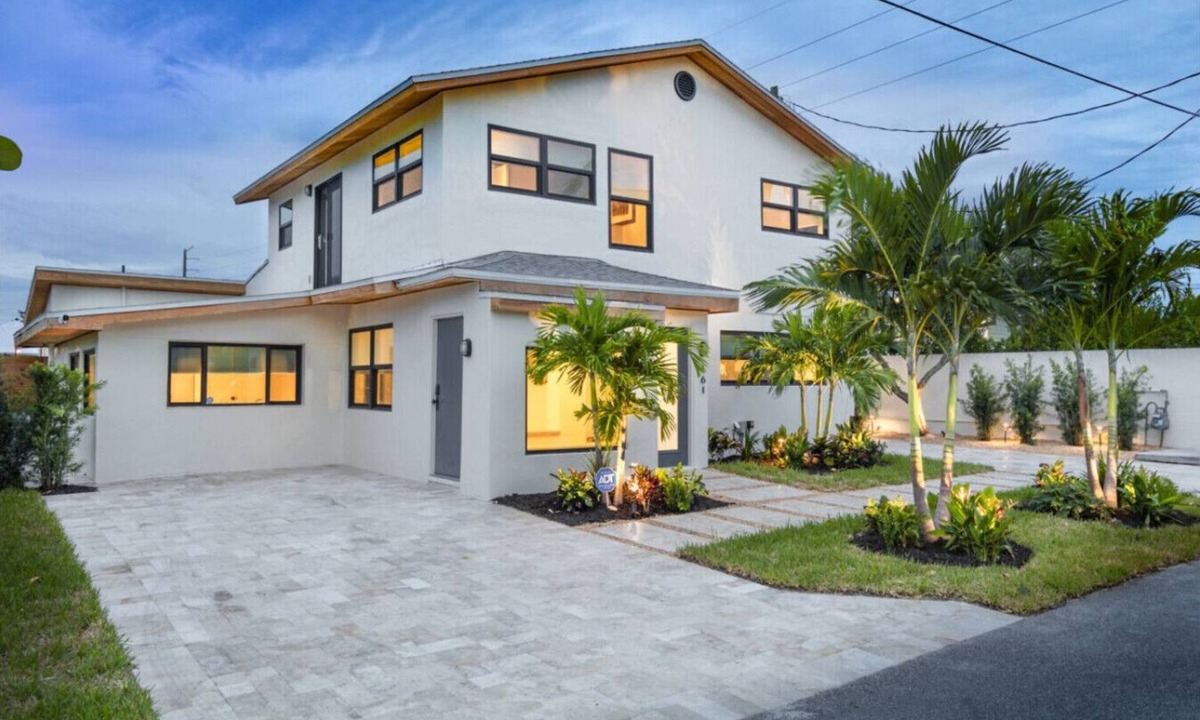 Crescent Beach House | Ocean & River Retreat with Heated Pool, Kayaks, SpaceX Views, Steps to Beach | Sleeps 12