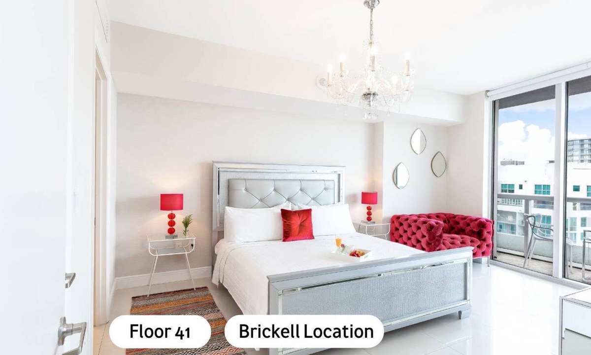 Downtown Miami Apartment | Open-Concept Brickell Suite | Work & Play