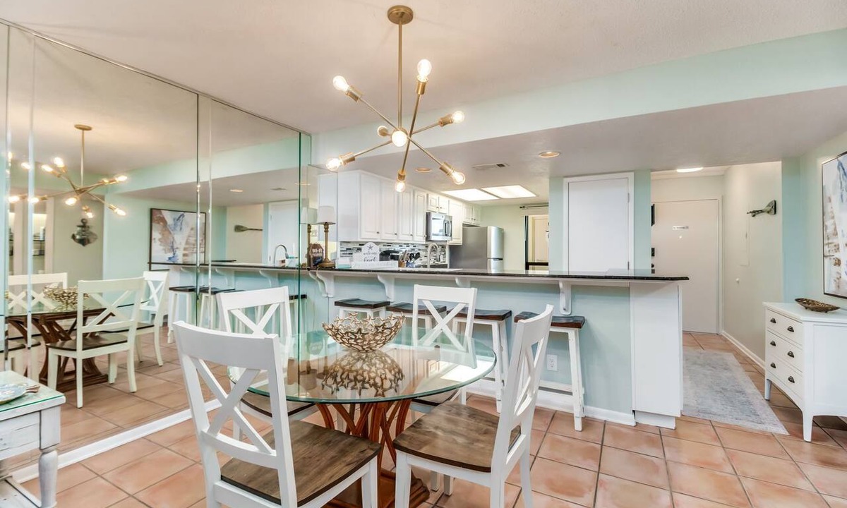 Orange Beach East Condo | Orange Beach 2BR Sleeps 6 Bayside Boat Slips