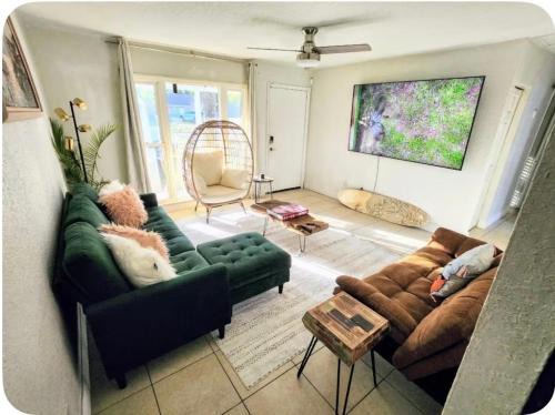 Orlando Villa | Orlando Turquoise Beach Bungalow