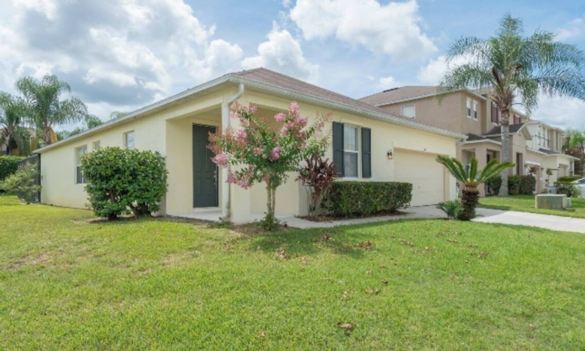 Legacy Park House | Orlando vacation rental near to Disney