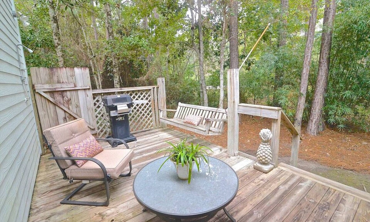 Point Clear House | Outdoorsy cottage in Fairhope, AL; pet friendly; conveniently located