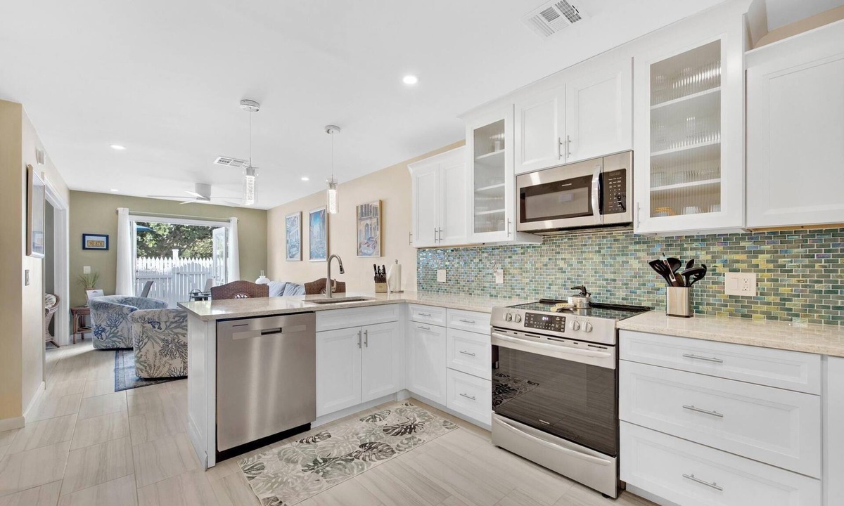 Truman Annex Condo | Oyster's Pearl at The Truman Annex in Key West