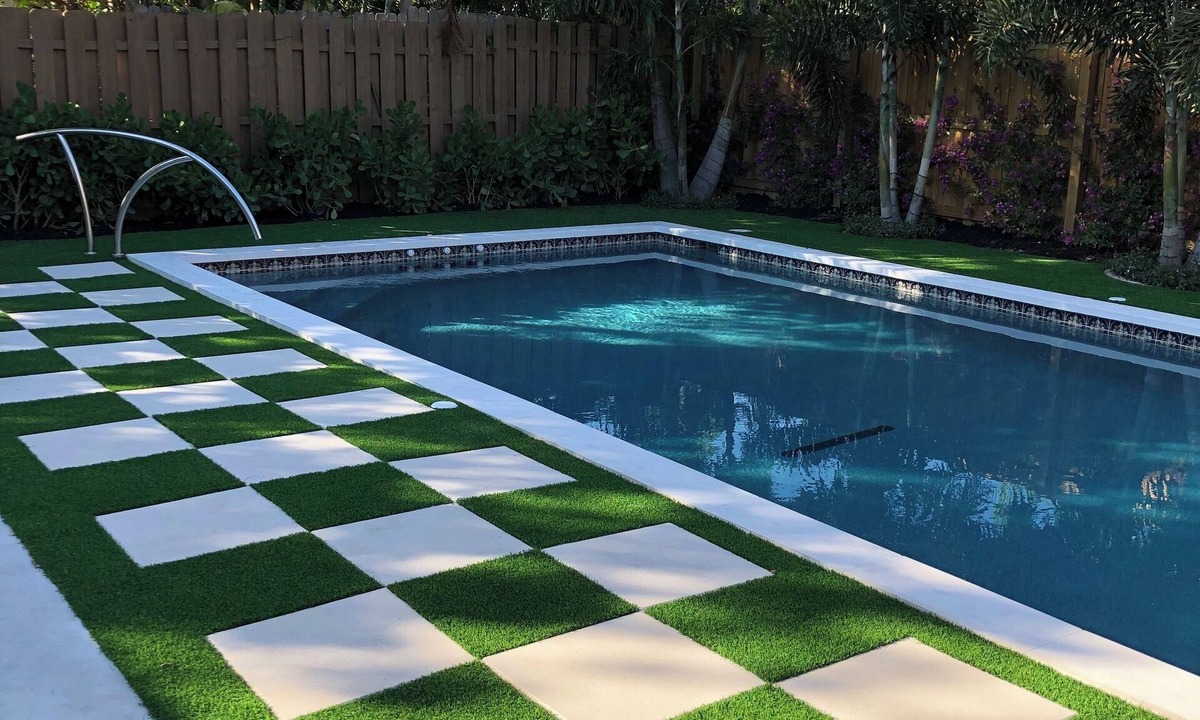West Palm Beach House | PALM BEACH CHIC Entire Home: Heated Saltwater Pool/Walk to Shops + Restaurants