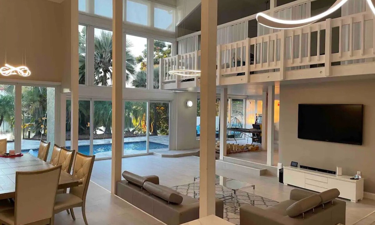 Lauderhill House | Paradise On The Lake 15-20mins from the beaches & FLL airport