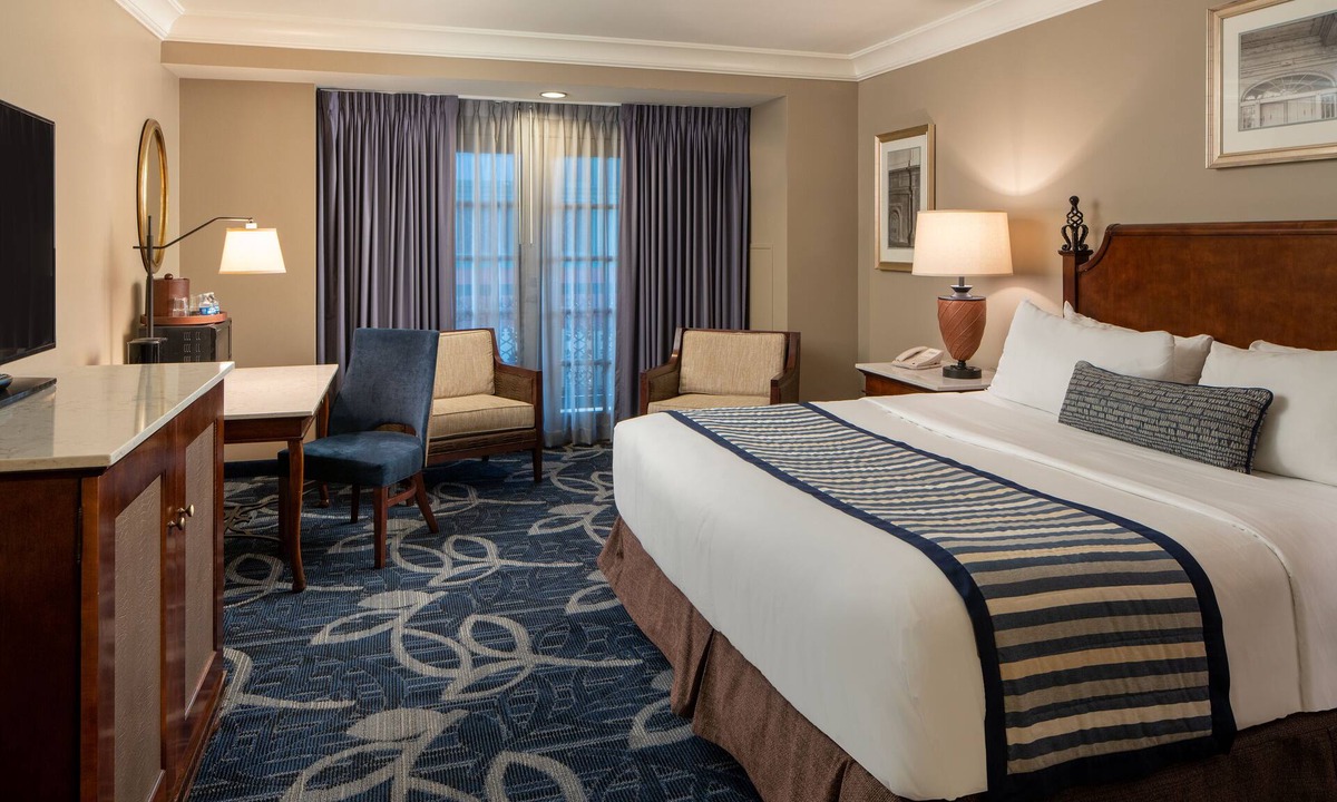 Marksville Hotel | Paragon Casino Resort