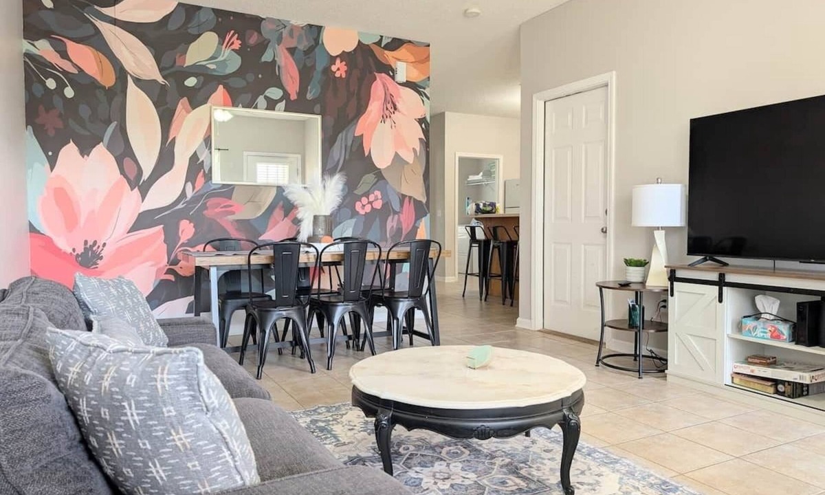 Enterprise House | Peaceful 3 BR/2.5 bath*5 min to base*pool*