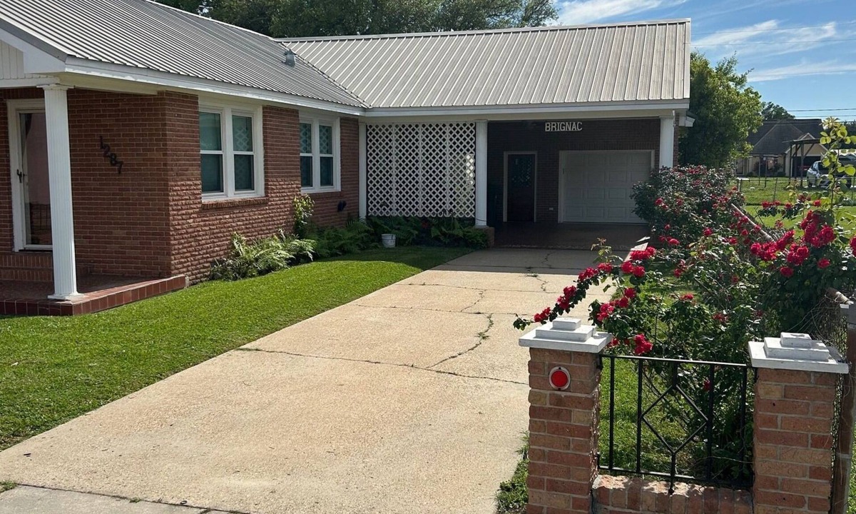Lutcher House | Peaceful 4-bedroom house in Lutcher, located between New Orleans and Baton Rouge